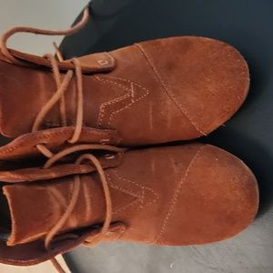 Toms shoes